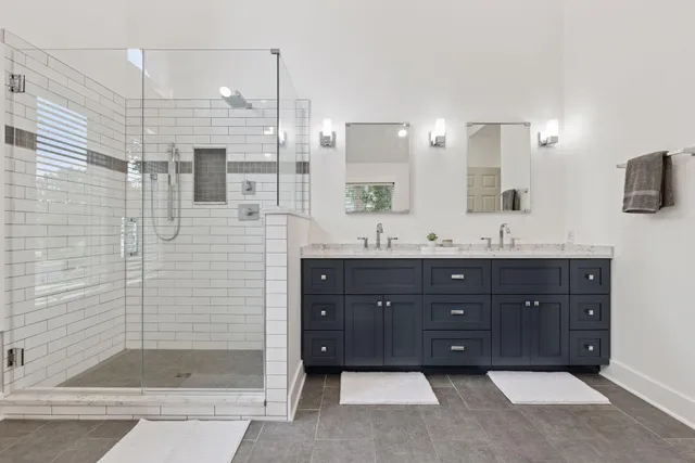 $674,900 | 11984 St Albans Hollow Drive, Minnetonka, MN 55305