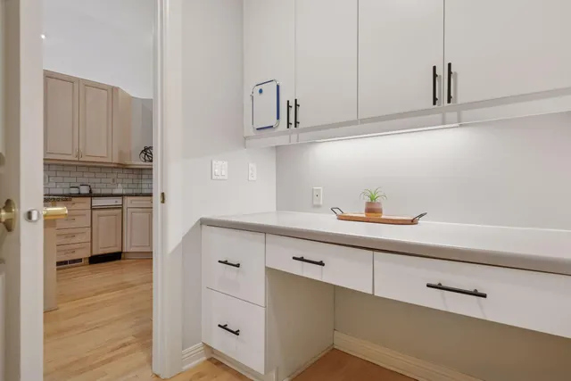 $674,900 | 11984 St Albans Hollow Drive, Minnetonka, MN 55305