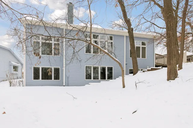 $674,900 | 11984 St Albans Hollow Drive, Minnetonka, MN 55305