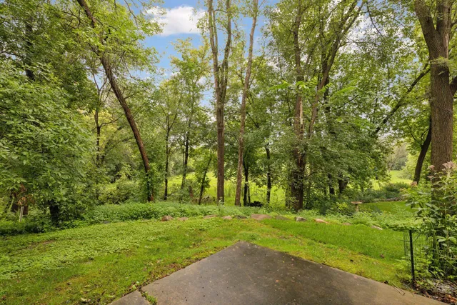 $674,900 | 11984 St Albans Hollow Drive, Minnetonka, MN 55305