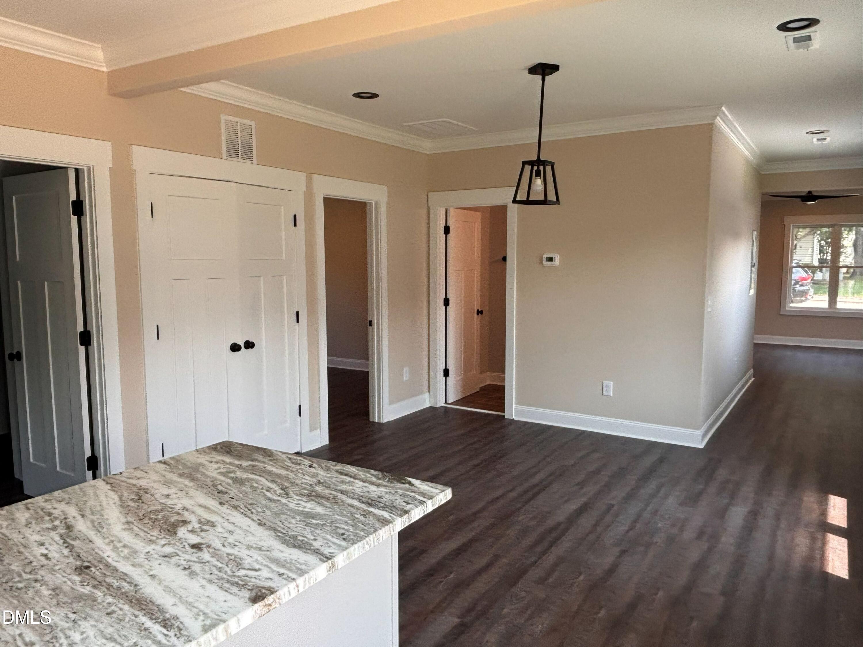402 Poplar Street Graham, NC 27253 - Photo 24 of 29 23Kitdr