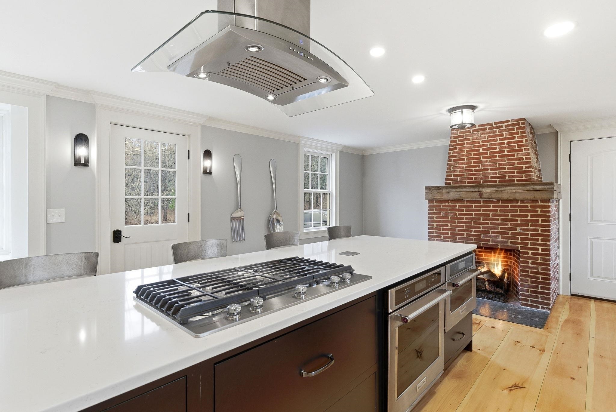 23 Old Manchester Road Amherst, NH 03031 - Photo 22 of 60