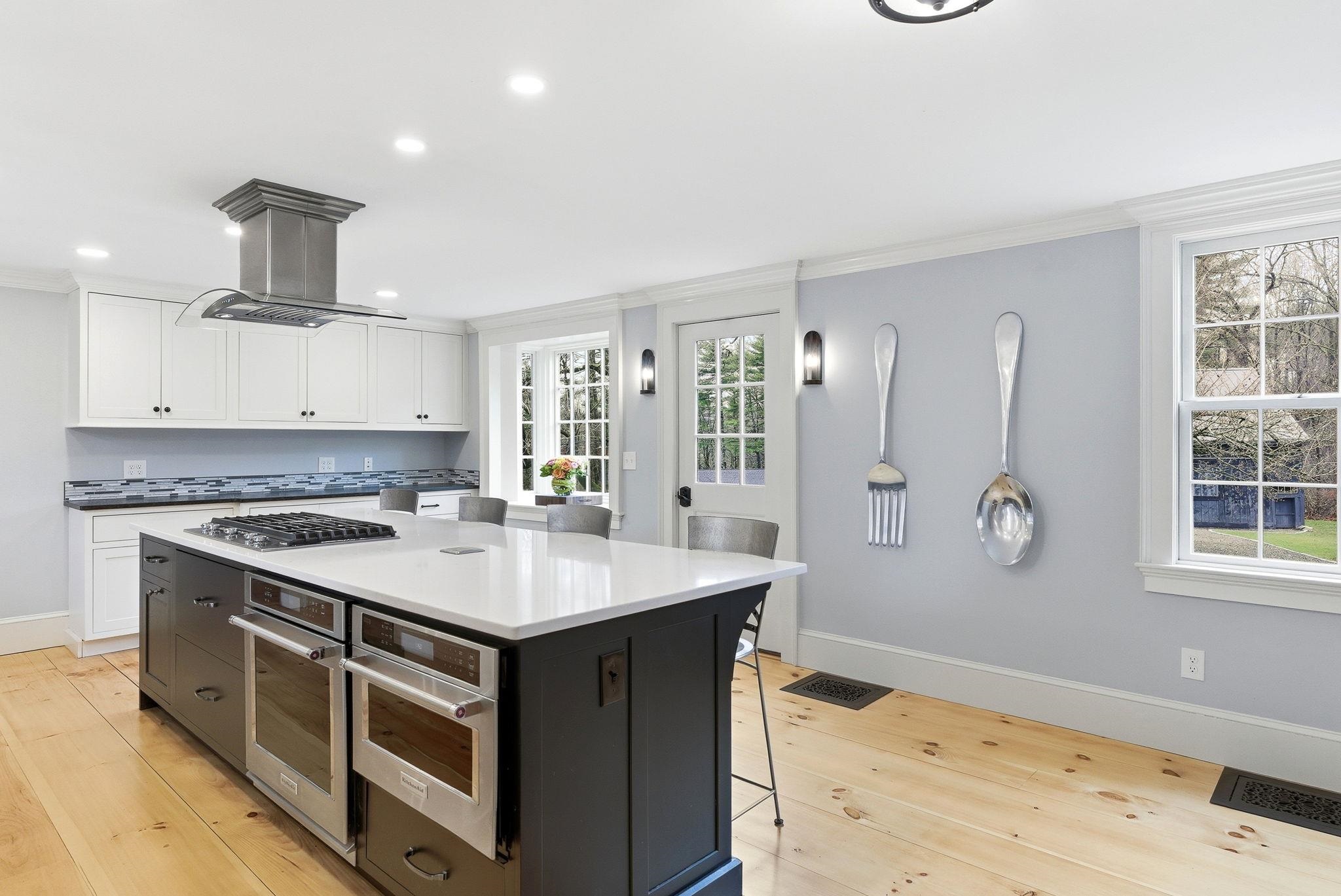 23 Old Manchester Road Amherst, NH 03031 - Photo 23 of 60