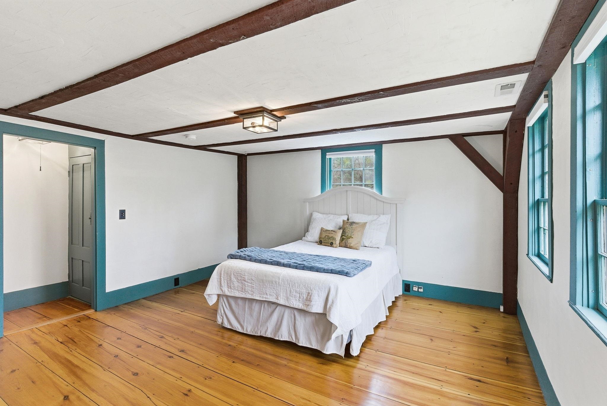 23 Old Manchester Road Amherst, NH 03031 - Photo 26 of 60