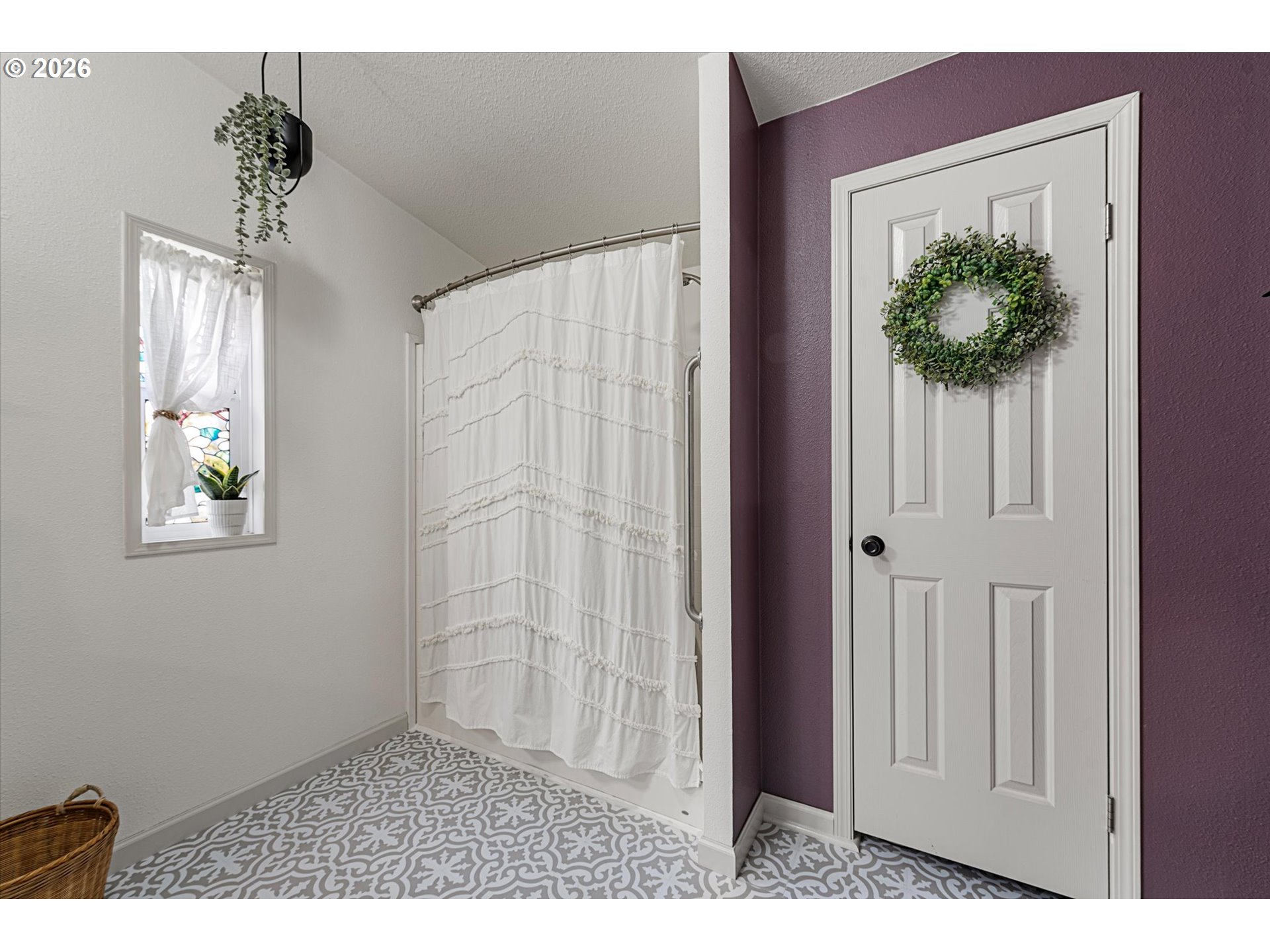 207 Court Street Enterprise, OR 97828 - Photo 26 of 47 Attached Bathroom #1
