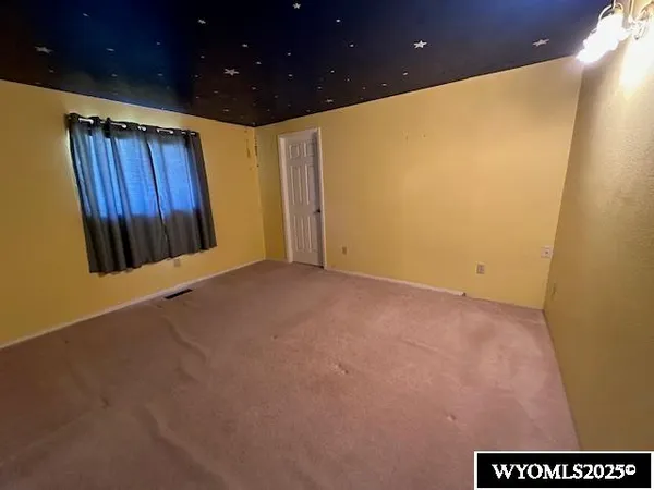 $343,000 | 530 Juniper Street, Green River, WY 82935