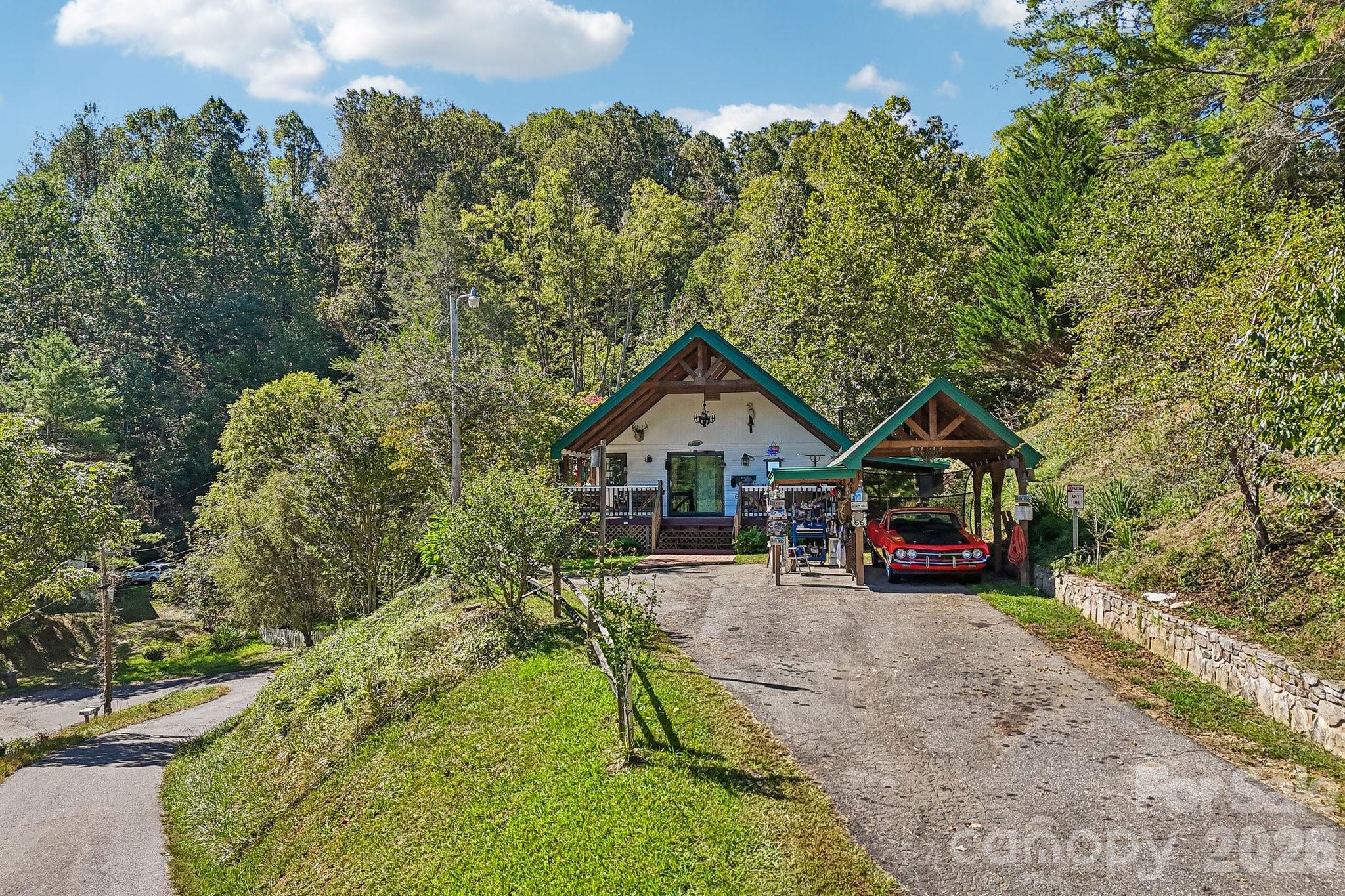 49 Ramsey Road Marshall, NC 28753 - Photo 7 of 41 Gallery Image 7
