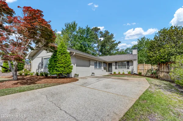 $2,750 | 402 Spike Rush Court, Wilmington, NC 28405
