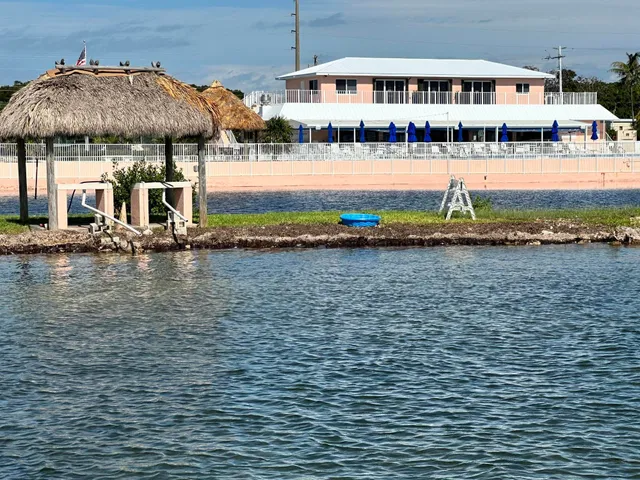 $486,500 | 702 North Silver Circle, Key Largo, FL 33037