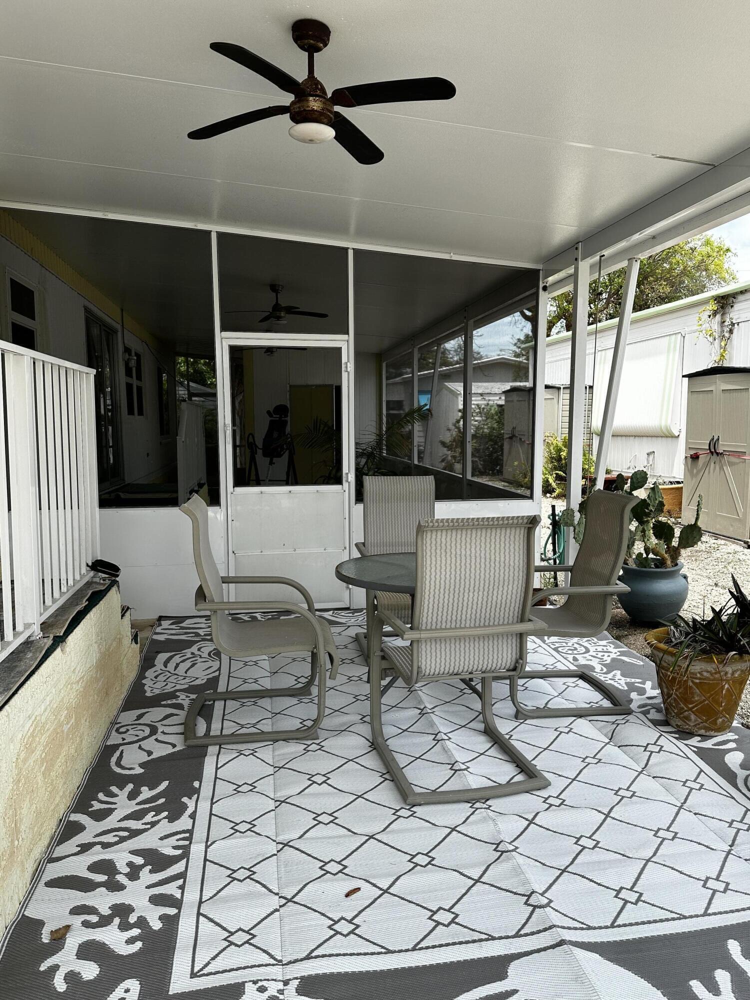 702 North Silver Circle Key Largo, FL 33037 - Photo 22 of 26 IMG_2052