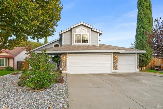 $680,000 | 395 Marna Drive, Vacaville, CA 95687