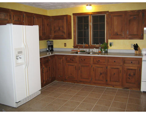 43 Borkum Road Spencer, MA 01562 - Photo 8 of 8 Gallery Image 8