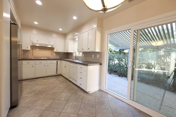 $5,400 | 334 Consuelo Drive, Unit B, Santa Barbara, CA 93110