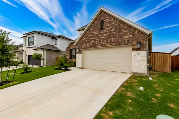 $2,400 | 113 Millbend Road, Georgetown, TX 78633