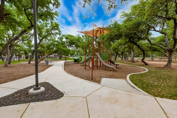 $2,400 | 113 Millbend Road, Georgetown, TX 78633