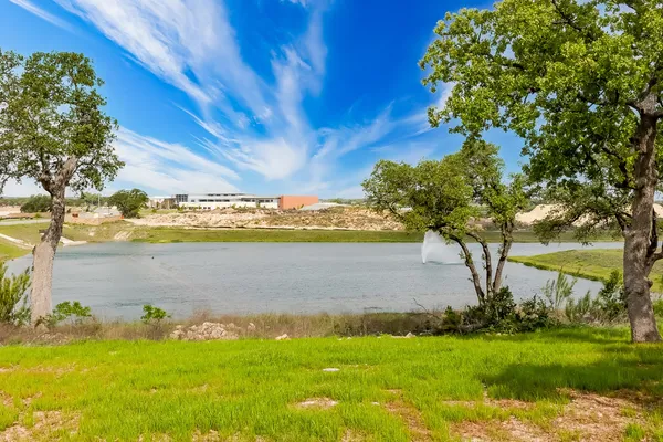 $2,400 | 113 Millbend Road, Georgetown, TX 78633