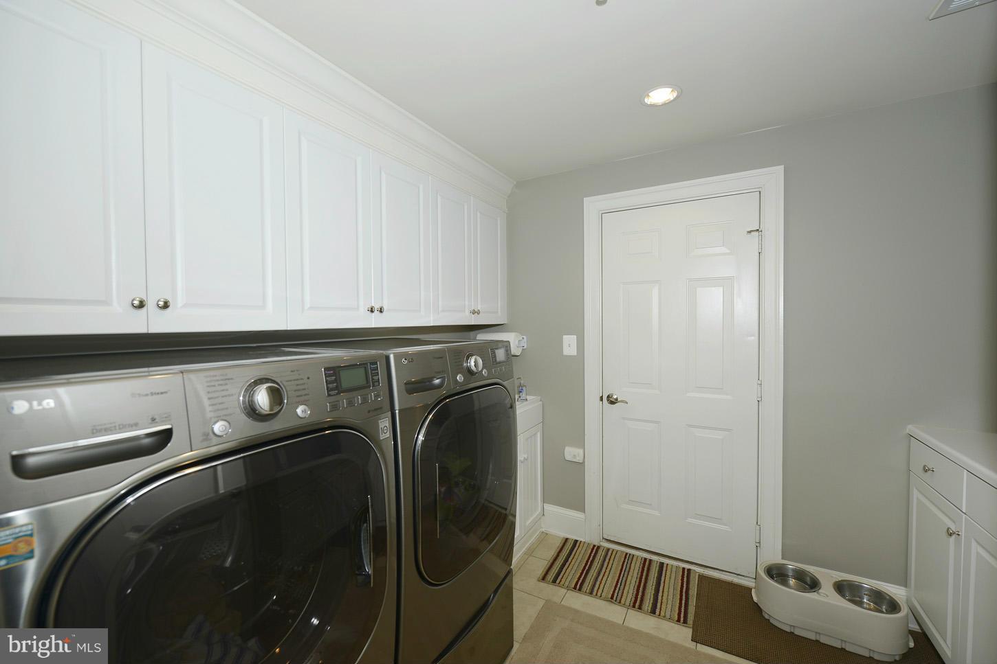 1722 Carpenter Road Alexandria, VA 22314 - Photo 6 of 30 Spacious Laundry Room