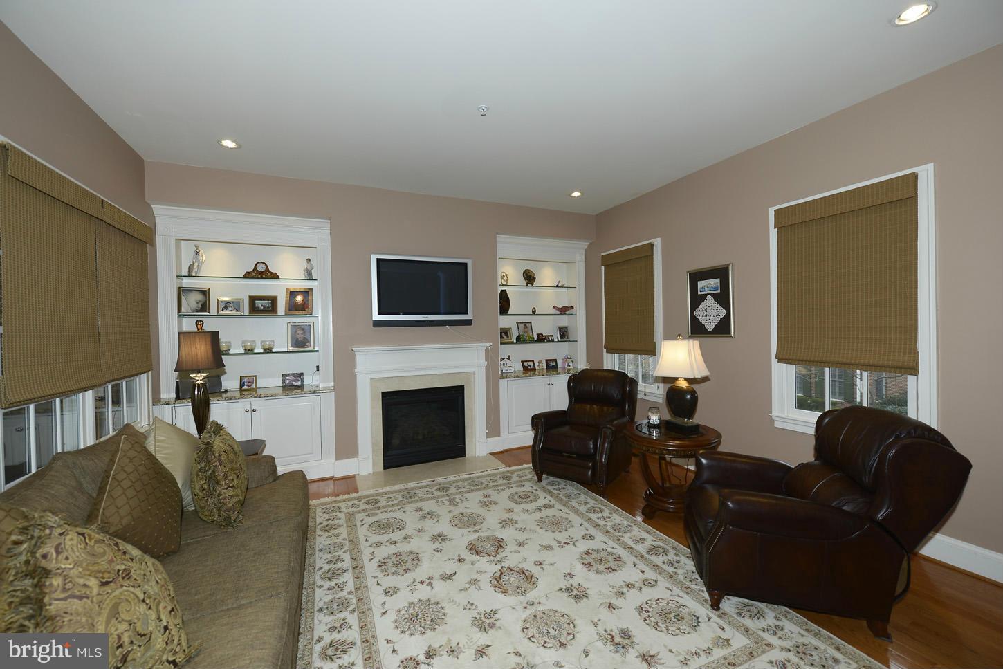 1722 Carpenter Road Alexandria, VA 22314 - Photo 9 of 30 Custom Built In Bookshelves