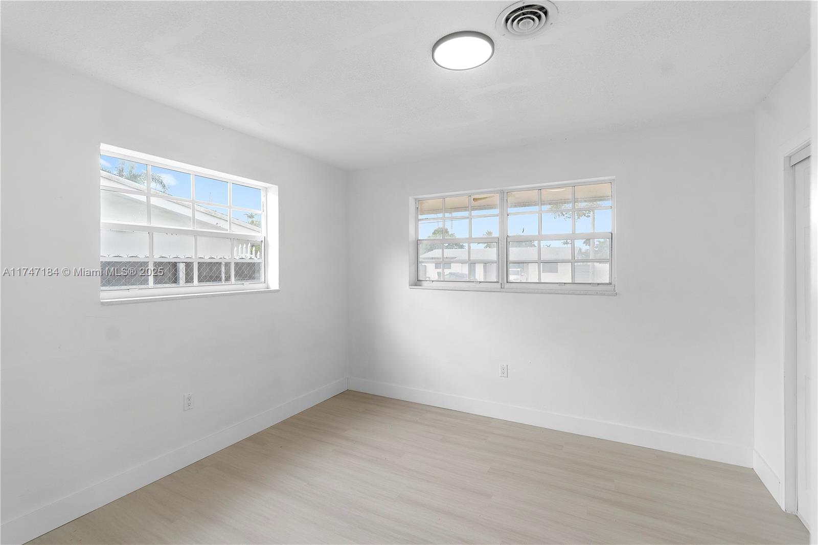 3825 East Shore Road Miramar, FL 33023 - Photo 20 of 33