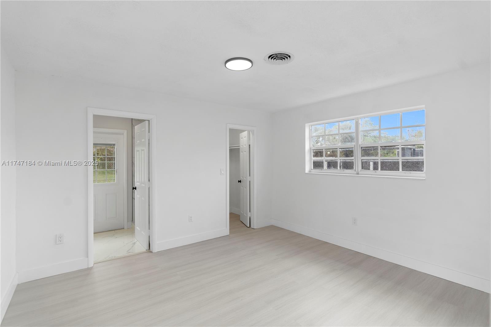 3825 East Shore Road Miramar, FL 33023 - Photo 23 of 33