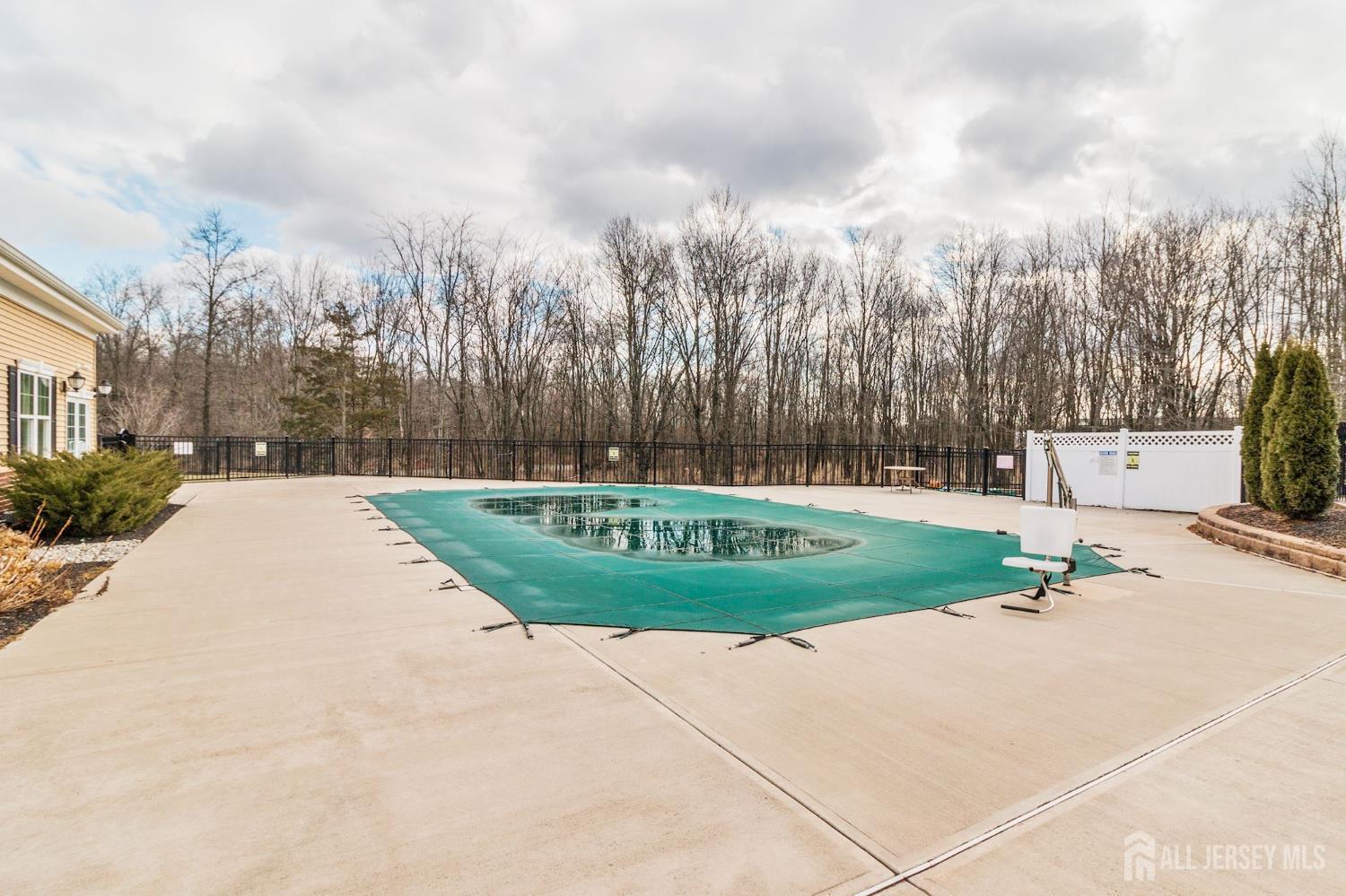 643 Strassle Way, Unit 643 South Plainfield, NJ 07080 - Photo 22 of 22