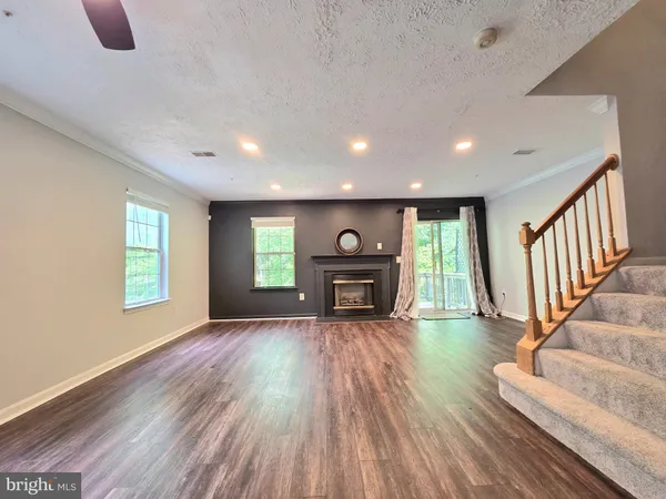 $2,300 | 7266 Mahogany Drive, Unit 2, Hyattsville, MD 20785