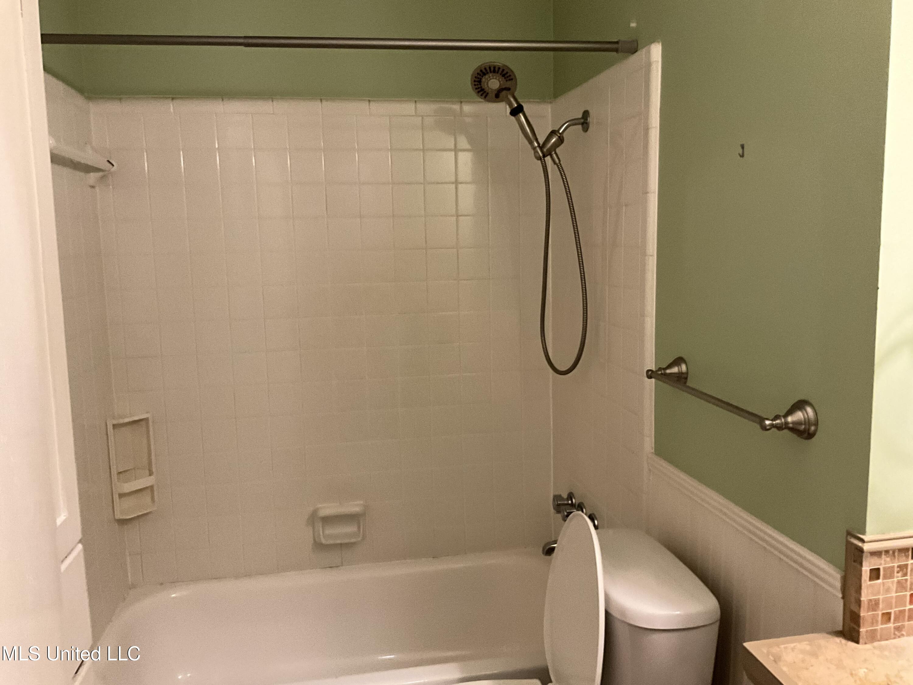 1409 Post Road Clinton, MS 39056 - Photo 20 of 34 1409 Post 2nd BA