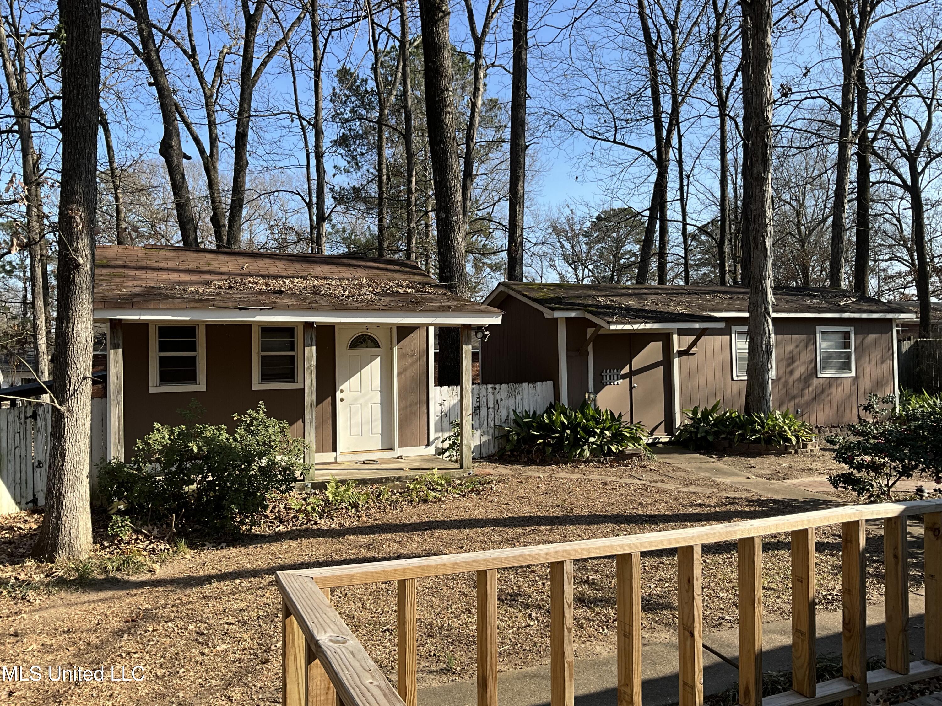 1409 Post Road Clinton, MS 39056 - Photo 28 of 34 1409 Post Workshop 4