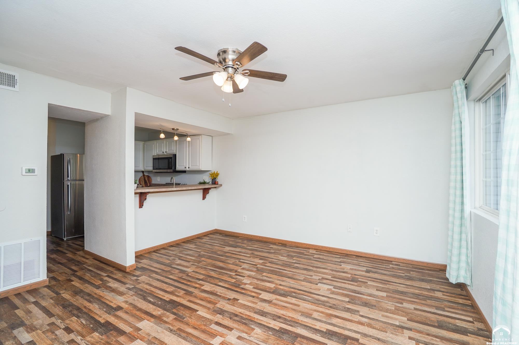 1505 West 25th Court, Unit B7 Lawrence, KS 66046 - Photo 3 of 17