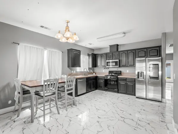 $345,000 | 337 Ramona Street, Orange Cove, CA 93646