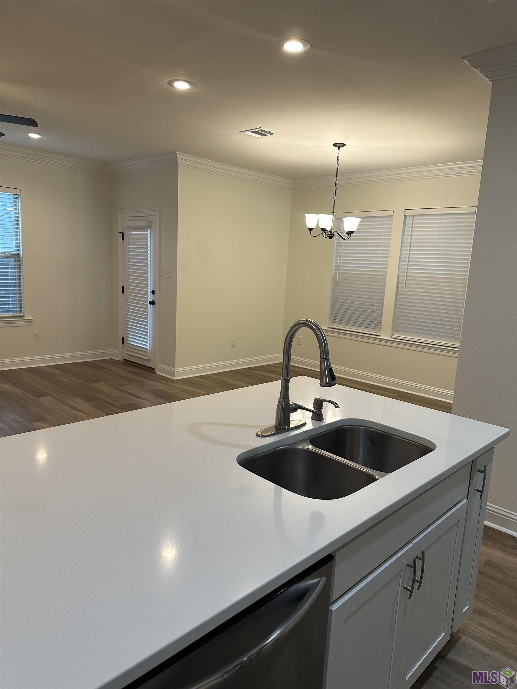 7853 Pisa Drive Baton Rouge, LA 70820 - Photo 4 of 9