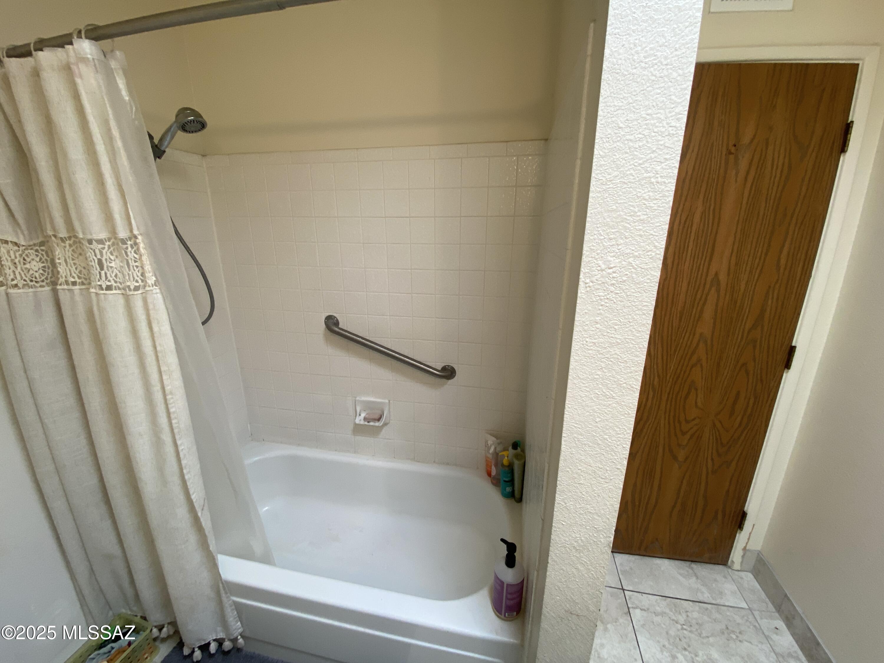 1949 North Swan Road, Unit 34 Tucson, AZ 85712 - Photo 17 of 24 Gallery Image 17