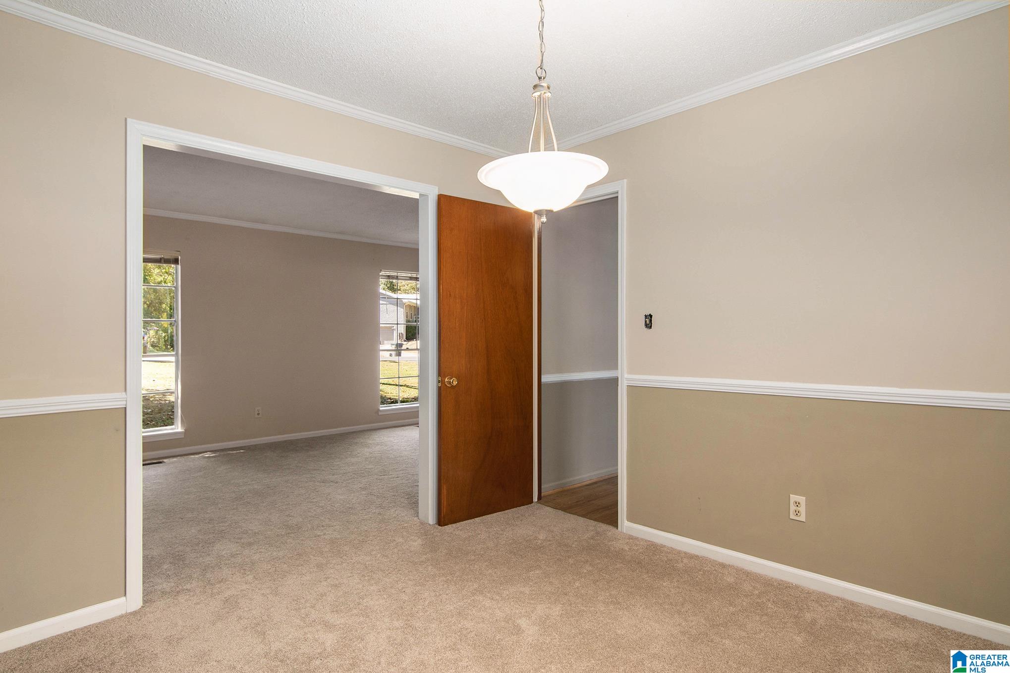 1805 Indian Hills Road Pelham, AL 35124 - Photo 8 of 31