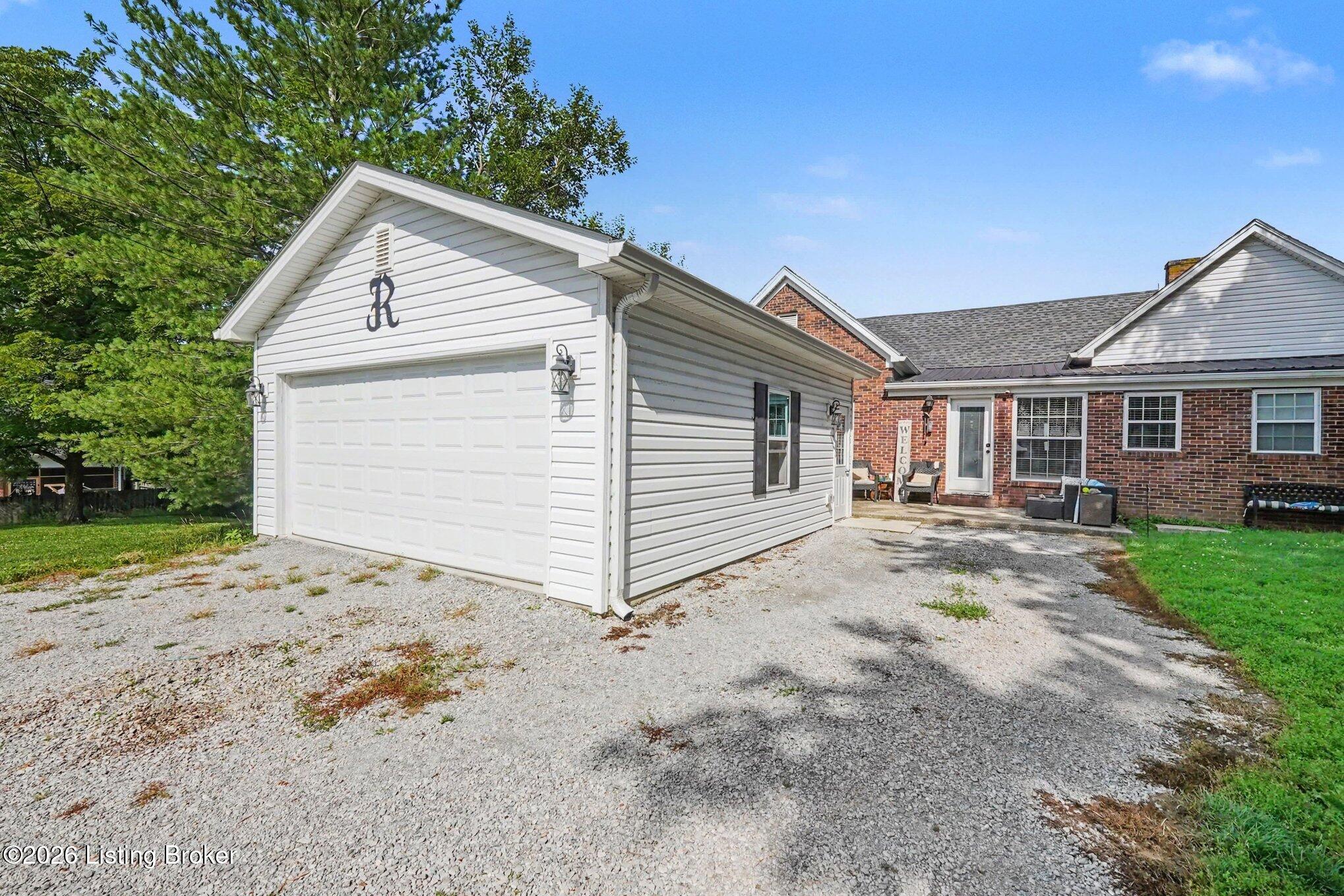 107 Covington Avenue Springfield, KY 40069 - Photo 23 of 27 023_file_3278