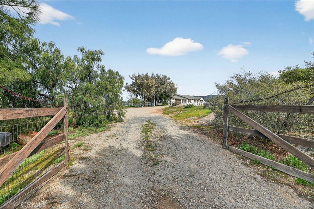 38833 Magee Road Pala, CA 92059 - Photo 58 of 62