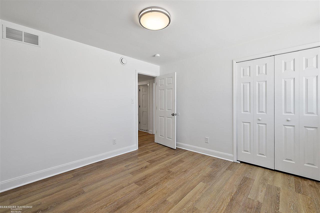 23831 John R Road, Unit 2C Hazel Park, MI 48030 - Photo 17 of 24