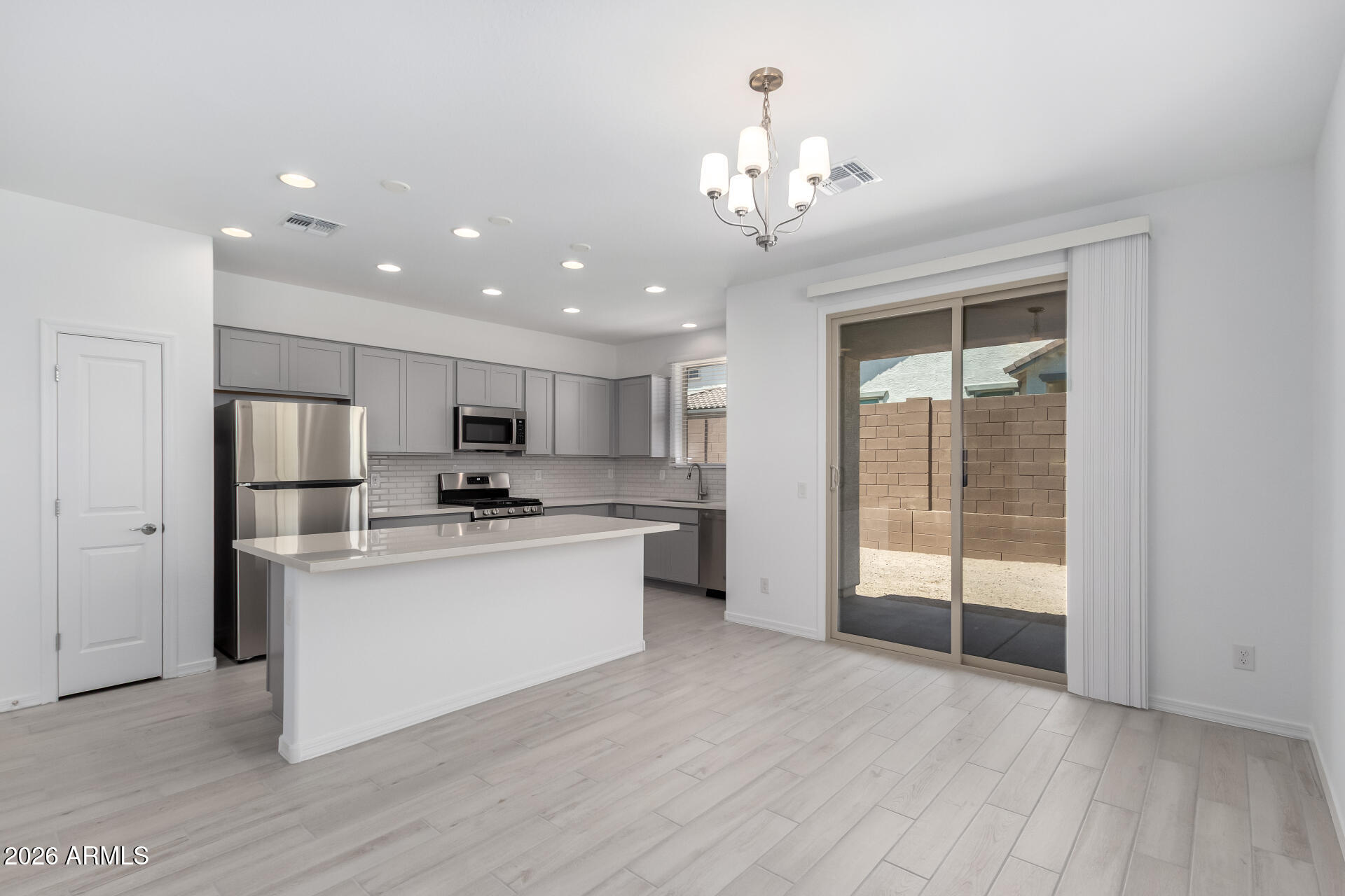 14436 West Sand Hills Road Surprise, AZ 85387 - Photo 9 of 29