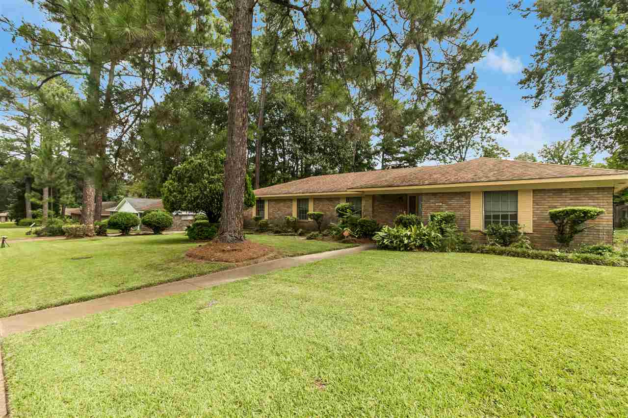 721 Windward Road Jackson, MS 39206 - Photo 1 of 23 Photo 1