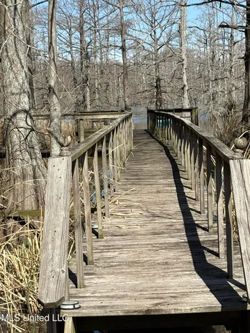 $342,000 | 331 Lake Washington Road East, Glen Allan, MS 38744