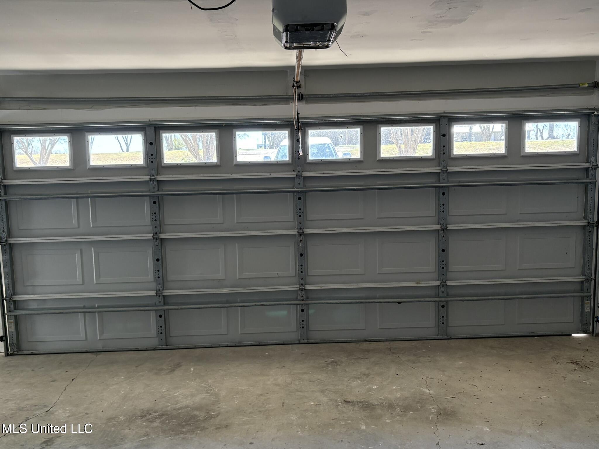331 Lake Washington Road East Glen Allan, MS 38744 - Photo 23 of 24 LW 331 Garage door