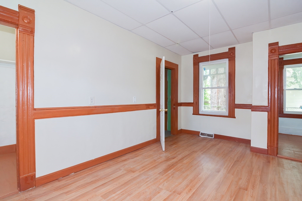 54 Hebron Street Springfield, MA 01107 - Photo 11 of 42 Gallery Image 11