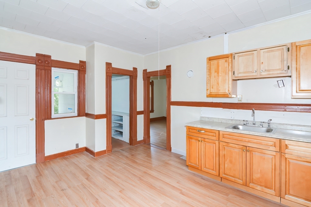 54 Hebron Street Springfield, MA 01107 - Photo 25 of 42 Gallery Image 25