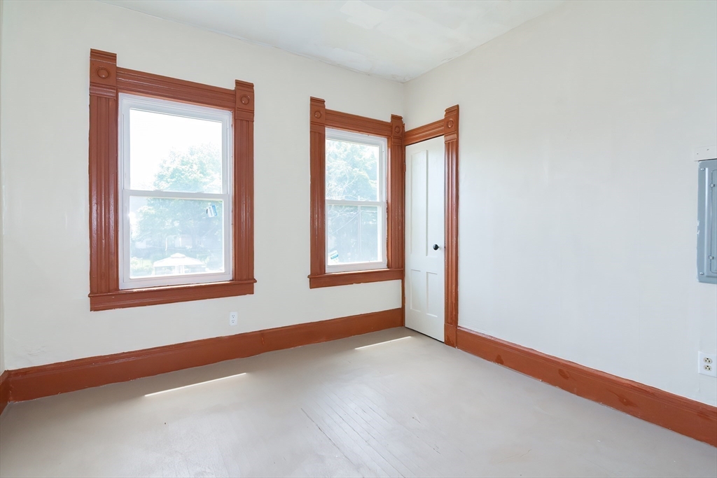 54 Hebron Street Springfield, MA 01107 - Photo 34 of 42 Gallery Image 34