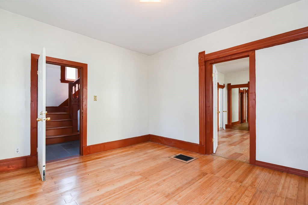 54 Hebron Street Springfield, MA 01107 - Photo 6 of 42 Gallery Image 6