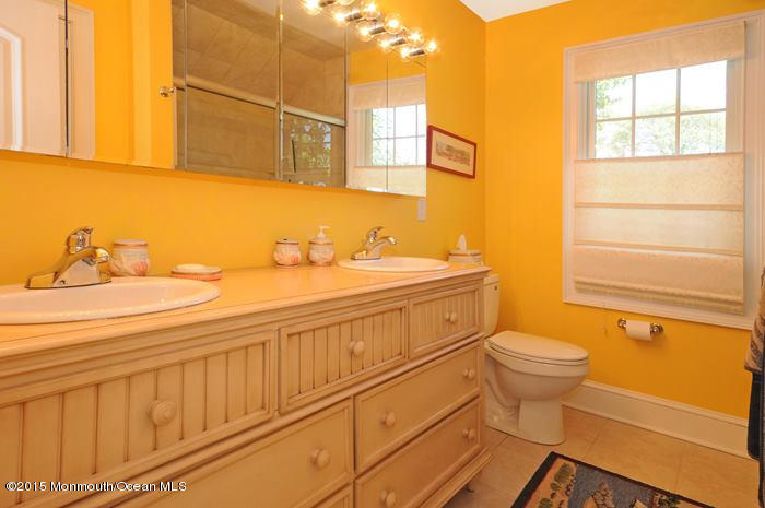 412 Shore Road Spring Lake, NJ 07762 - Photo 18 of 34 GUEST BATH