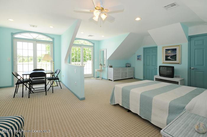 412 Shore Road Spring Lake, NJ 07762 - Photo 28 of 34 THIRD LEVEL GUEST SUITE