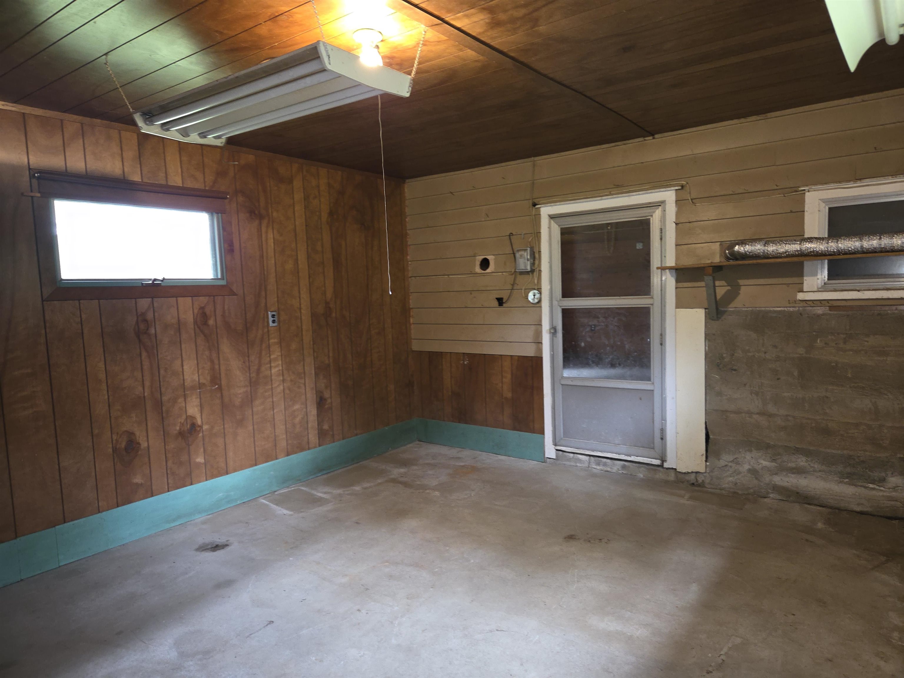 461 North Derby Road Derby, VT 05855 - Photo 28 of 32 Gallery Image 28