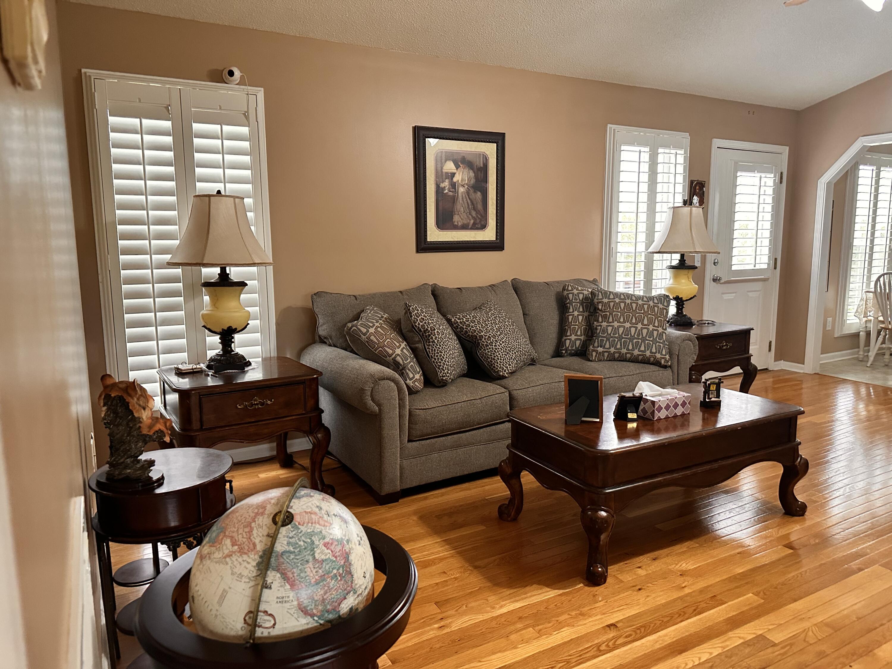 359 McInturff Road Limestone, TN 37681 - Photo 11 of 64 Living Room!