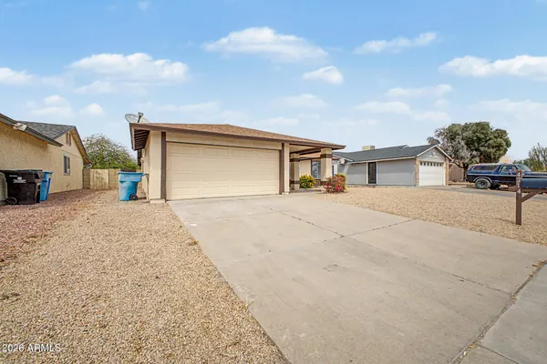$375,000 | 4214 North 101st Avenue, Phoenix, AZ 85037