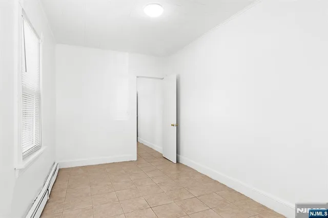 $1,400 | 499 Crooks Avenue, Unit 2, Clifton, NJ 07011